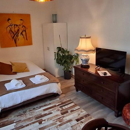 Apartamento Chez Eric Le N2 Tours Exterior foto